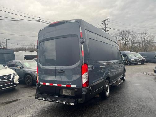 2020 Ford Transit-250 Base