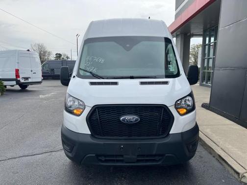 2022 Ford Transit-250 Base