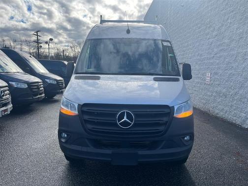 2023 Mercedes-Benz Sprinter 2500 ROOF 4-CYL GAS 144