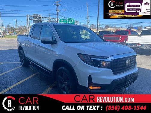 White 2023 Honda Ridgeline RTL