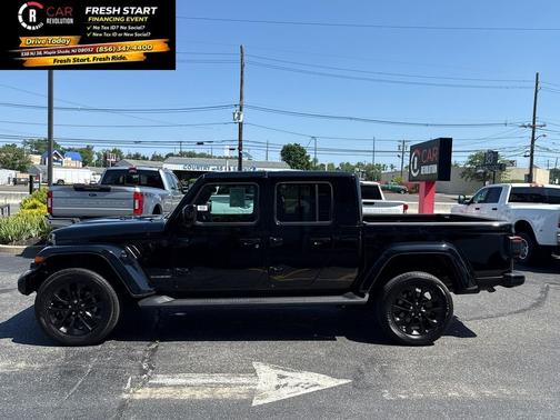 2021 Jeep Gladiator Overland