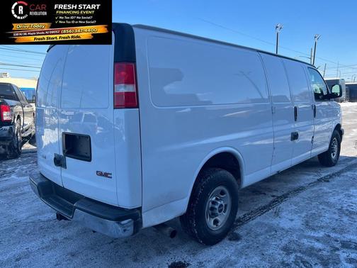 2018 GMC Savana 3500 Work Van