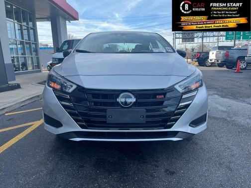 2023 Nissan Versa 1.6 SR