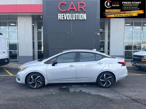 2023 Nissan Versa 1.6 SR