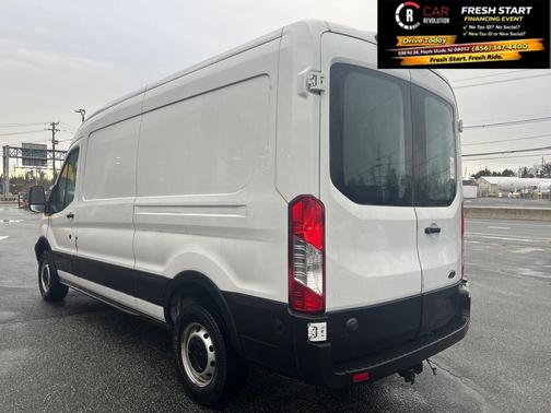 2019 Ford Transit-250 148 WB Medium Roof Cargo
