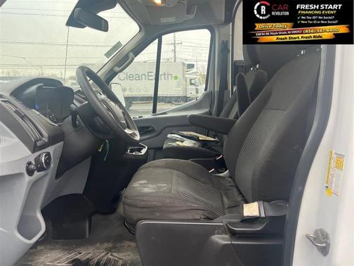 2019 Ford Transit-250 148 WB Medium Roof Cargo