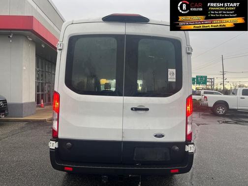 2019 Ford Transit-250 148 WB Medium Roof Cargo