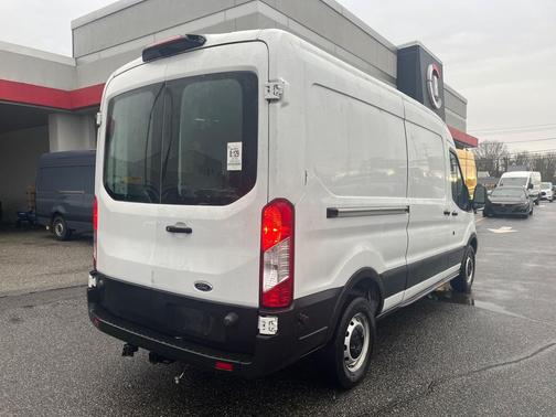 2019 Ford Transit-250 148 WB Medium Roof Cargo