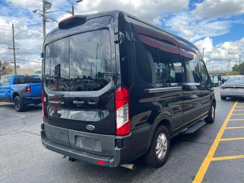 2023 Ford Transit-350 XLT