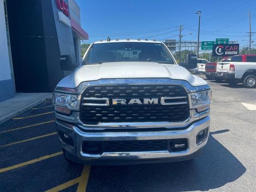 2024 RAM 3500 Big Horn