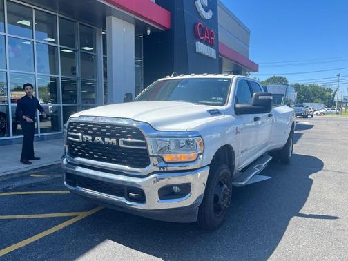 2024 RAM 3500 Big Horn