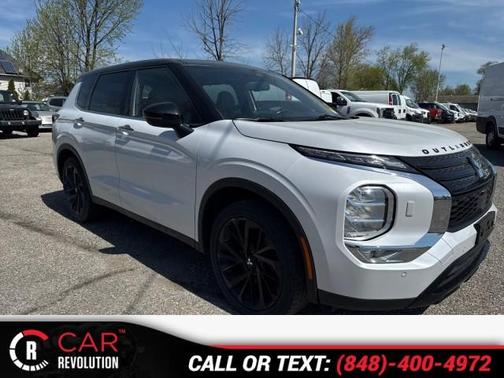 2023 Mitsubishi Outlander SEL
