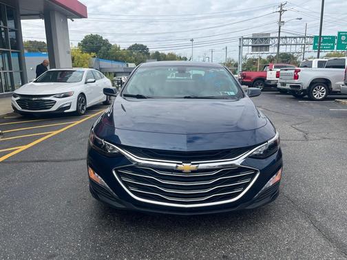 2022 Chevrolet Malibu LT