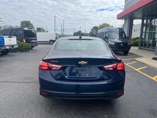 2022 Chevrolet Malibu LT