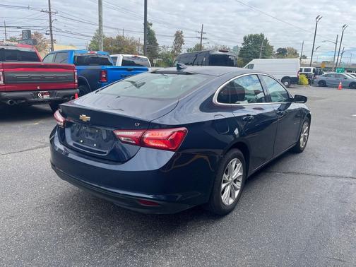 2022 Chevrolet Malibu LT