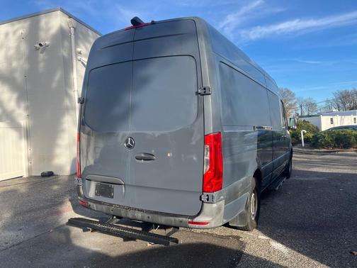 2019 Mercedes-Benz Sprinter 2500 