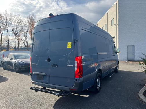 2019 Mercedes-Benz Sprinter 2500 