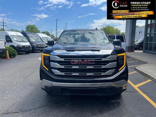 Black 2024 GMC Sierra 1500 SLE