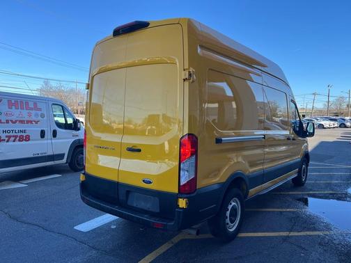 2021 Ford Transit-250 Base