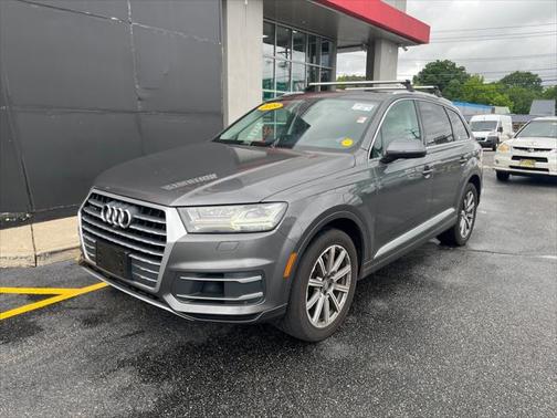 2019 Audi Q7 55 Premium Plus