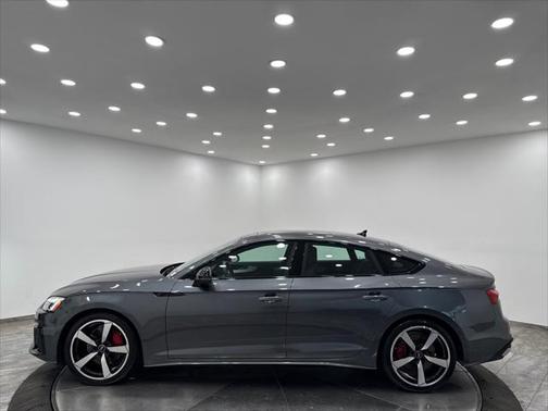 2022 Audi A5 45 S line Prestige