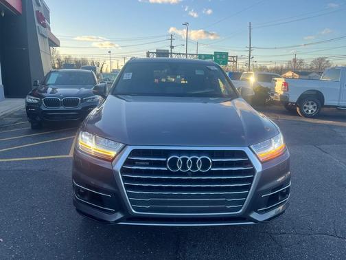 2019 Audi Q7 55 Prestige