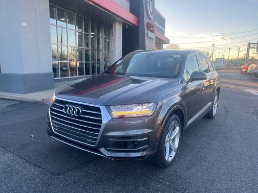 2019 Audi Q7 55 Prestige