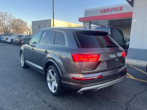 2019 Audi Q7 55 Prestige
