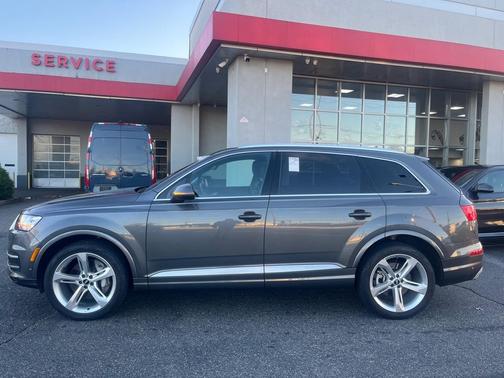 2019 Audi Q7 55 Prestige