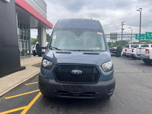 2021 Ford Transit-250 Base