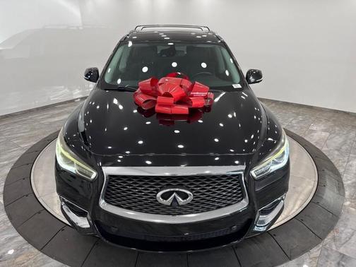 2017 INFINITI QX60 Base