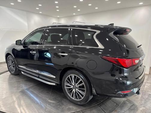 2017 INFINITI QX60 Base