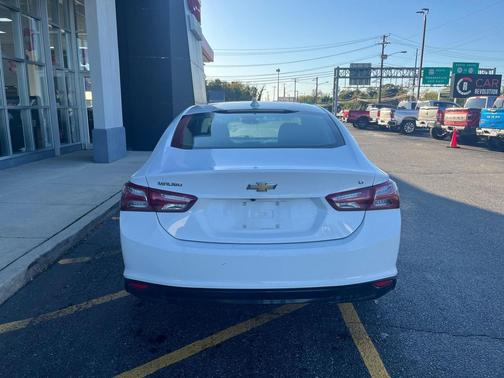 2022 Chevrolet Malibu LT