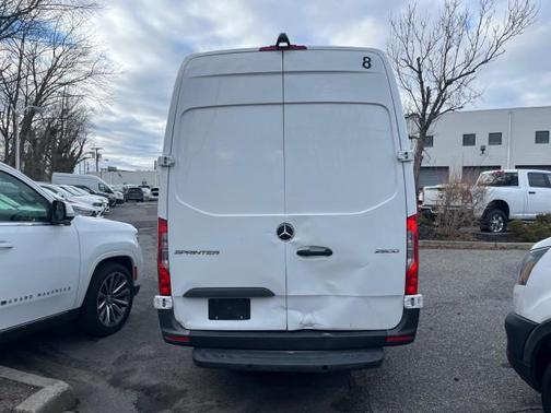 2023 Mercedes-Benz Sprinter 2500