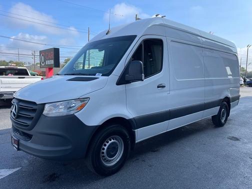 2023 Mercedes-Benz Sprinter 2500 Standard Roof