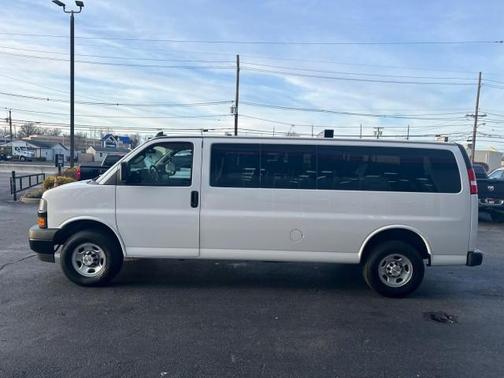 2023 Chevrolet Express 3500 LS