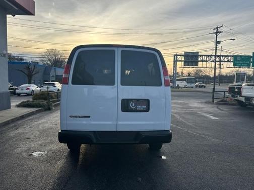 2023 Chevrolet Express 3500 LS