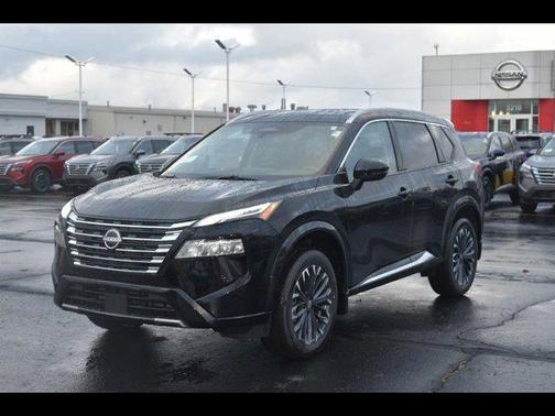 2025 Nissan Rogue Platinum