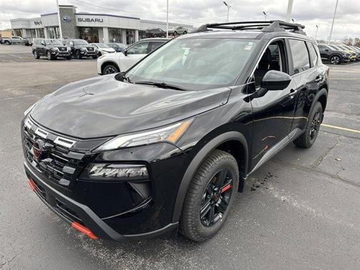 2025 Nissan Rogue Rock Creek