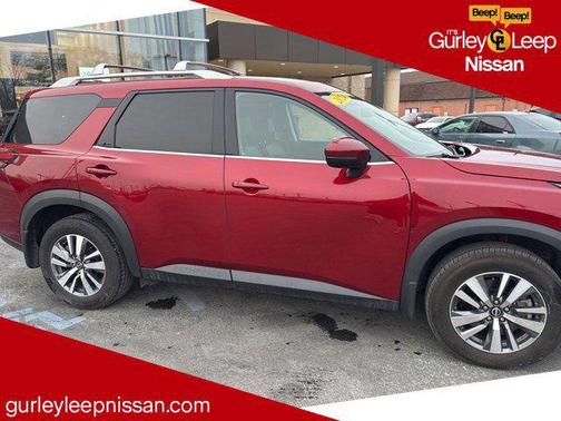 2024 Nissan Pathfinder SL 4WD