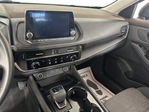 2022 Nissan Rogue S