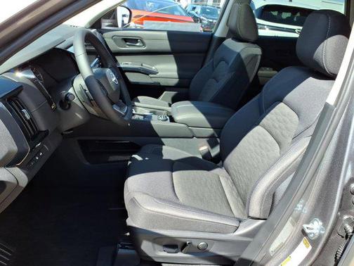 Gun Metallic 2026 Nissan Pathfinder SV