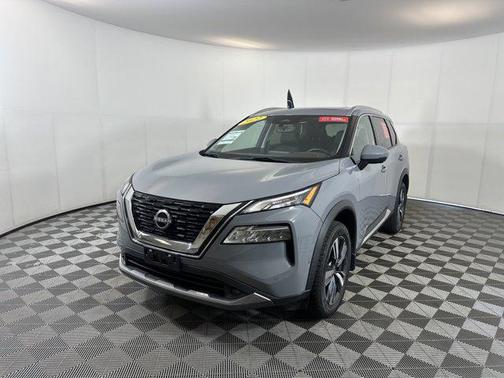 2022 Nissan Rogue SL