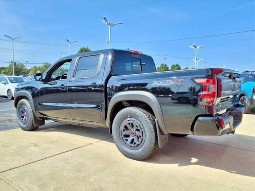 2025 Nissan Frontier PRO-X