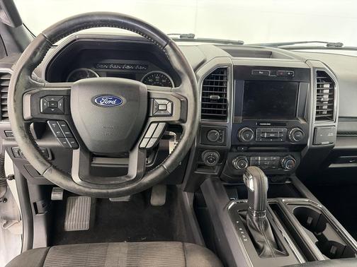 Oxford White 2017 Ford F-150 XLT