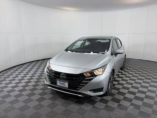 2023 Nissan Versa 1.6 SV