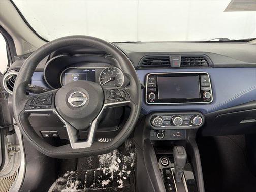 2023 Nissan Versa 1.6 SV