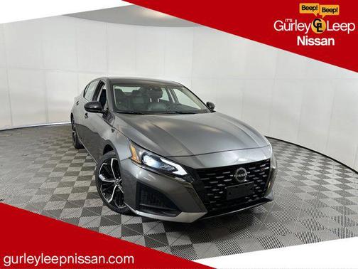 2023 Nissan Altima SR FWD