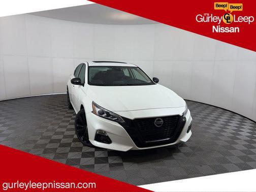 2022 Nissan Altima SR Intelligent AWD