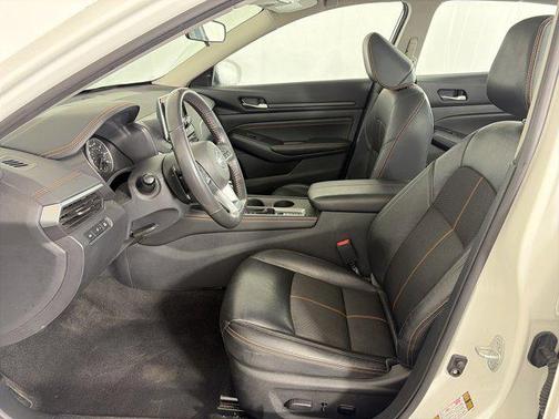 2022 Nissan Altima SR Intelligent AWD